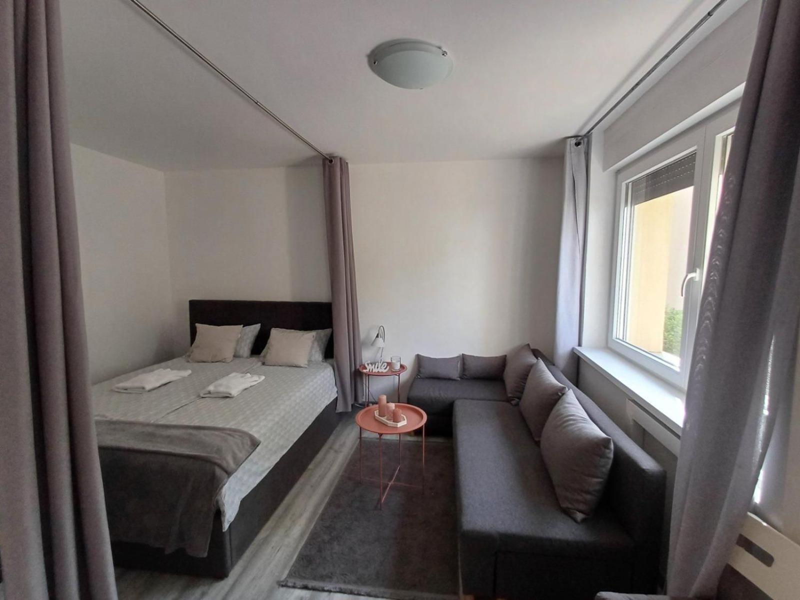 Apartment Nakit Kanal ภายนอก รูปภาพ